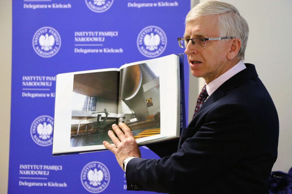 konferencji edukacyjnej „Kościół katolicki w PRL”