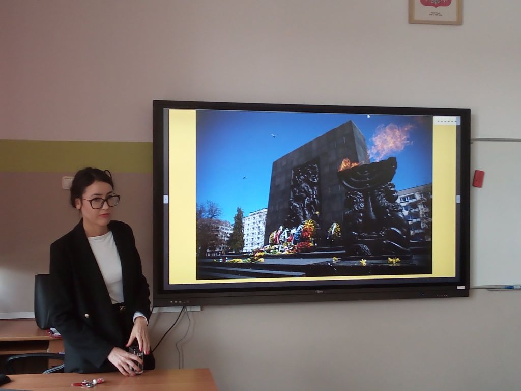 Nasi pracownicy dla szkół w regionie. Wykład dr Barbary Kasprzyk-Dulewicz „Powstanie w getcie warszawskim”