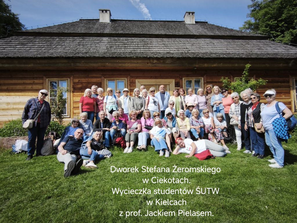 Na ognisku z wykładem w Ciekotach ze studentami